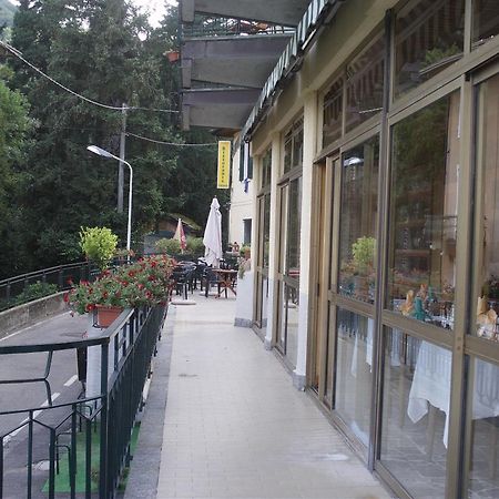Budget Hotel Vittoria & Ristorante Marzio Exterior foto