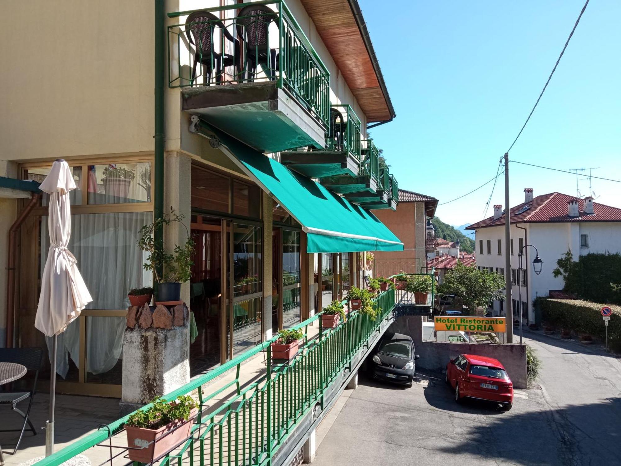 Budget Hotel Vittoria & Ristorante Marzio Exterior foto