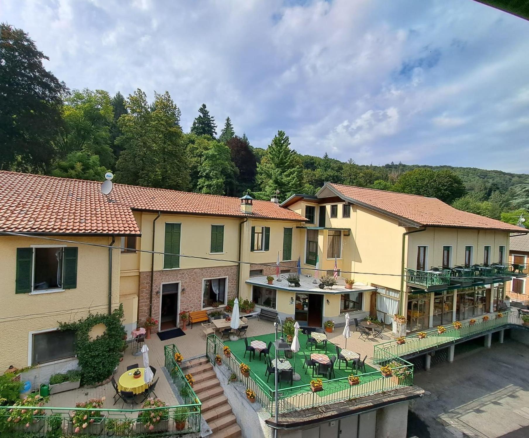 Budget Hotel Vittoria & Ristorante Marzio Exterior foto