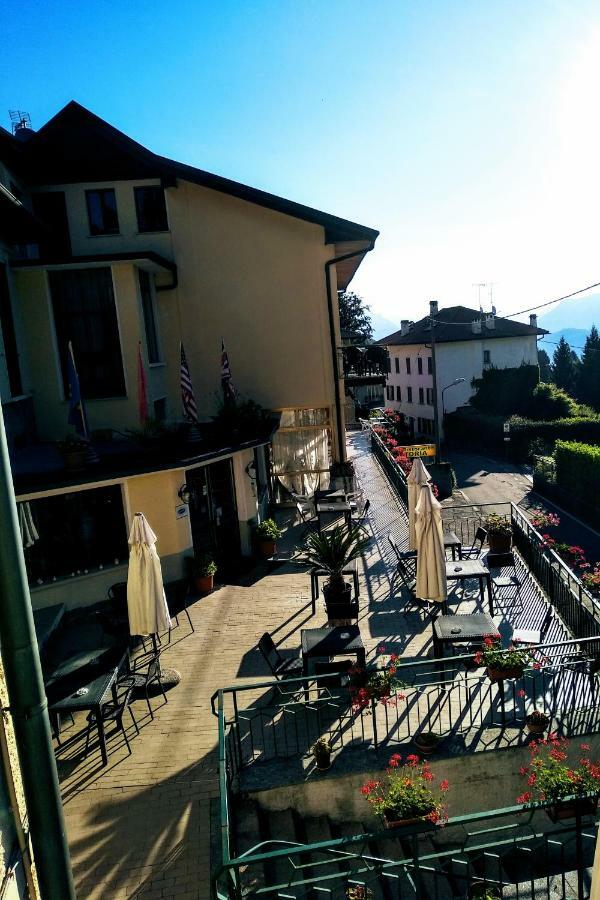Budget Hotel Vittoria & Ristorante Marzio Exterior foto